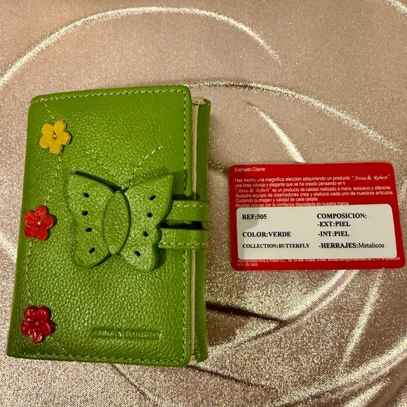 Anna & Robert green leather butterfly, and flower wallet. NWT! - Picture 2 of 8